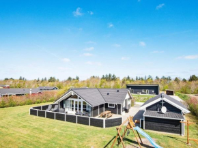6 person holiday home in Hemmet